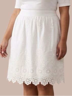 Lane Bryant White Embroidered Eyelet Floral Skirt 26/28 4X
